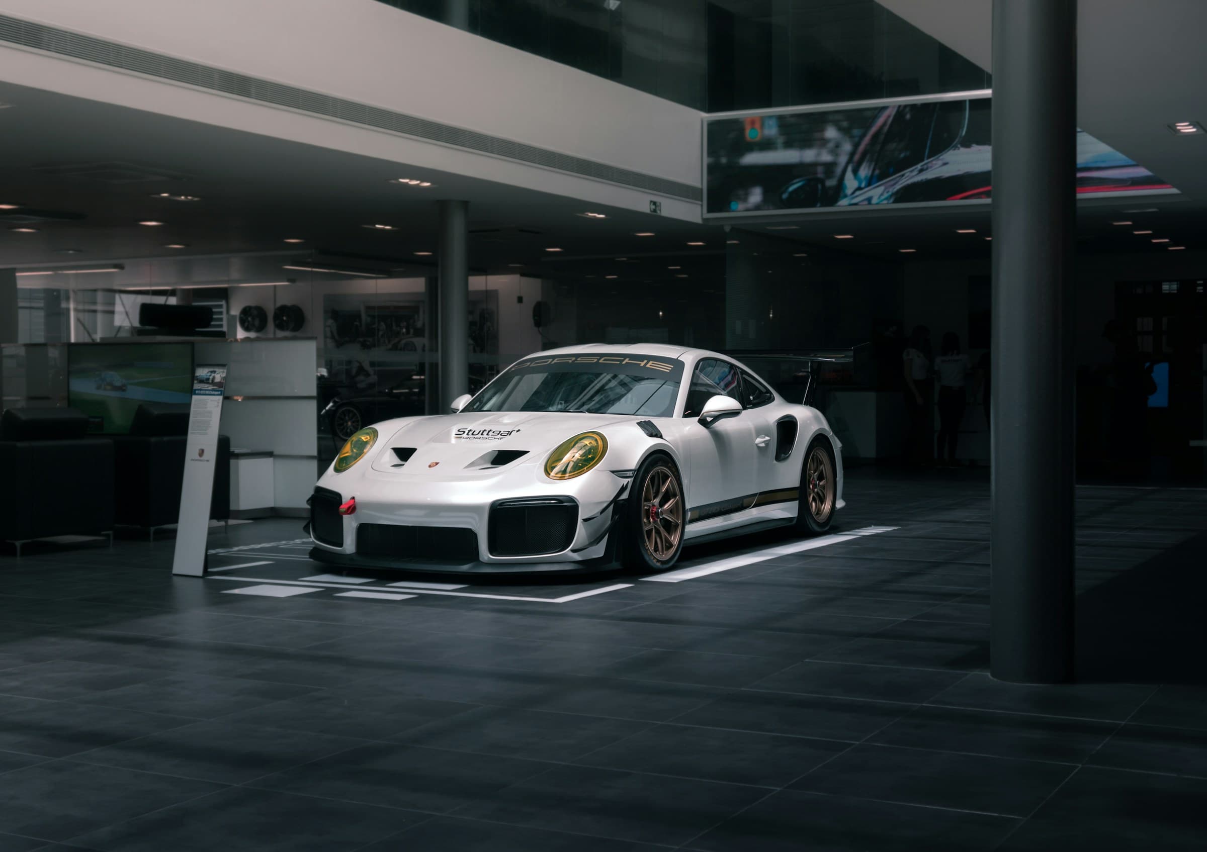 PORSCHE 911 GT3 RS